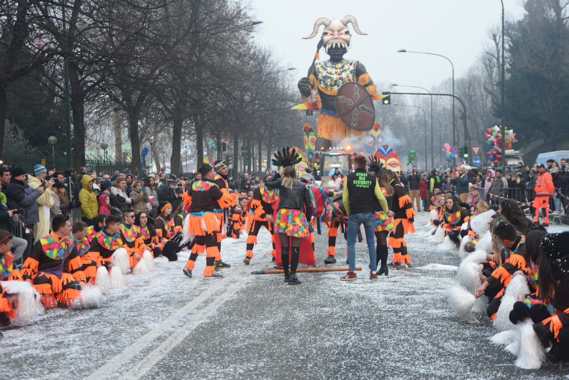 Sfilata carri Carnevale di Torino_395.jpg